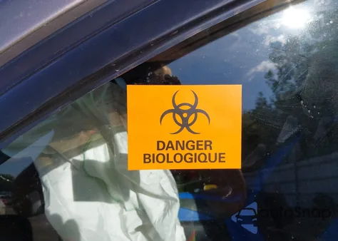 2011 Nissan Rogue Sv z USA, uszkodzony, nr VIN JN8AS5MT2BW563863